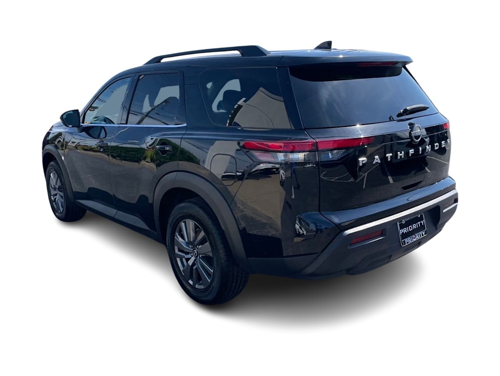 Thumbnail: 2025 Nissan Pathfinder - 4