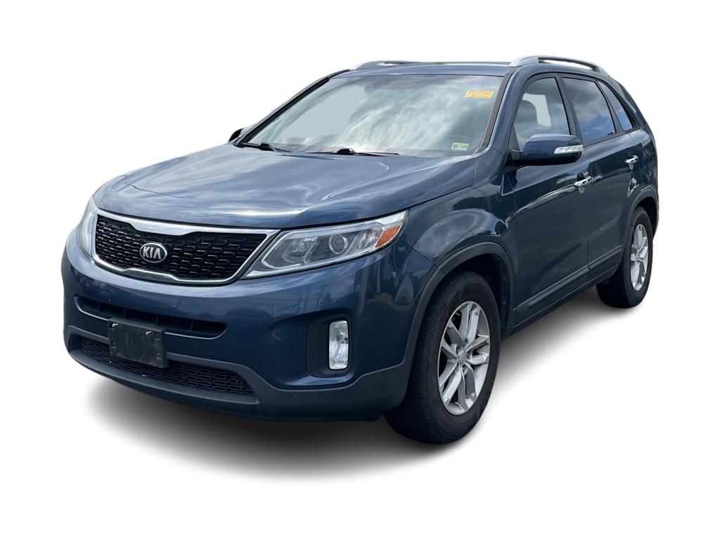 Used 2014 Kia Sorento LX with VIN 5XYKT3A68EG455751 for sale in Hudson, WI