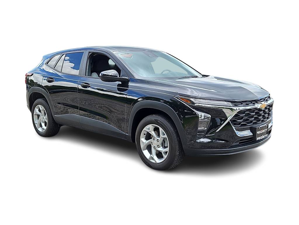Thumbnail: 2025 Chevrolet Trax - 17