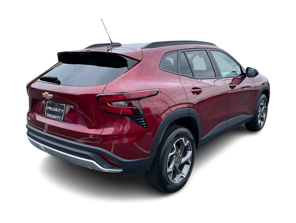 Thumbnail: 2025 Chevrolet Trax - 16