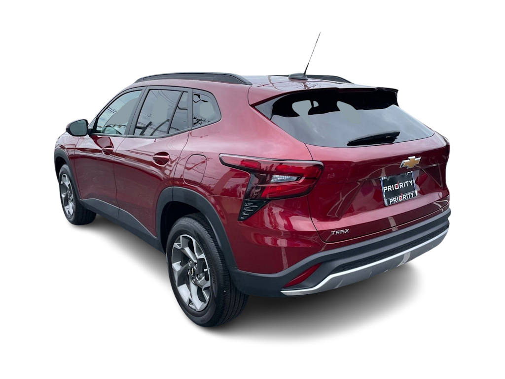 Thumbnail: 2025 Chevrolet Trax - 4