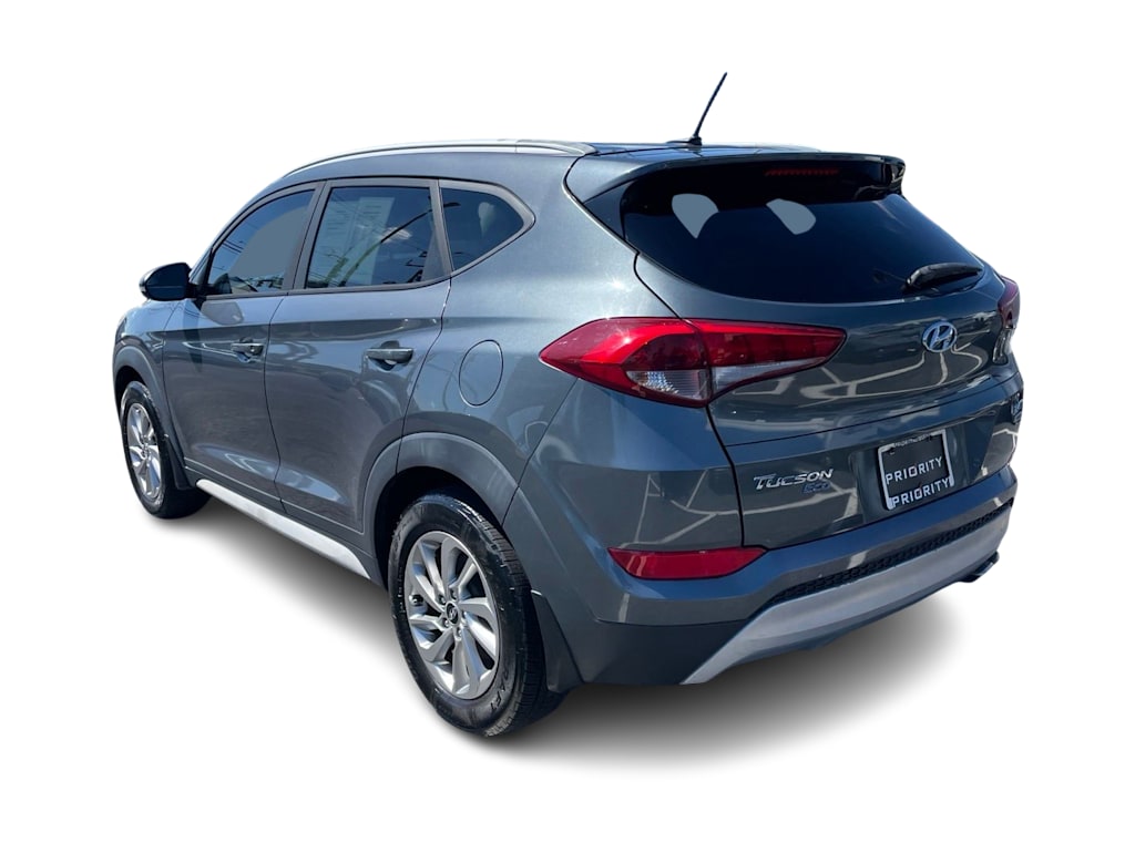 Thumbnail: 2017 Hyundai Tucson - 4