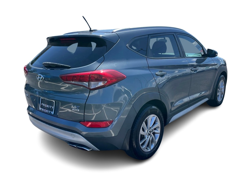 Thumbnail: 2017 Hyundai Tucson - 16