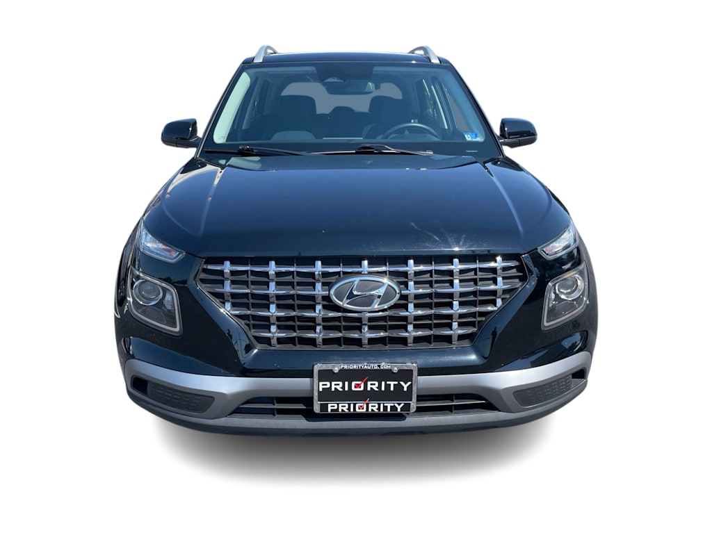 Thumbnail: 2023 Hyundai Venue - 6