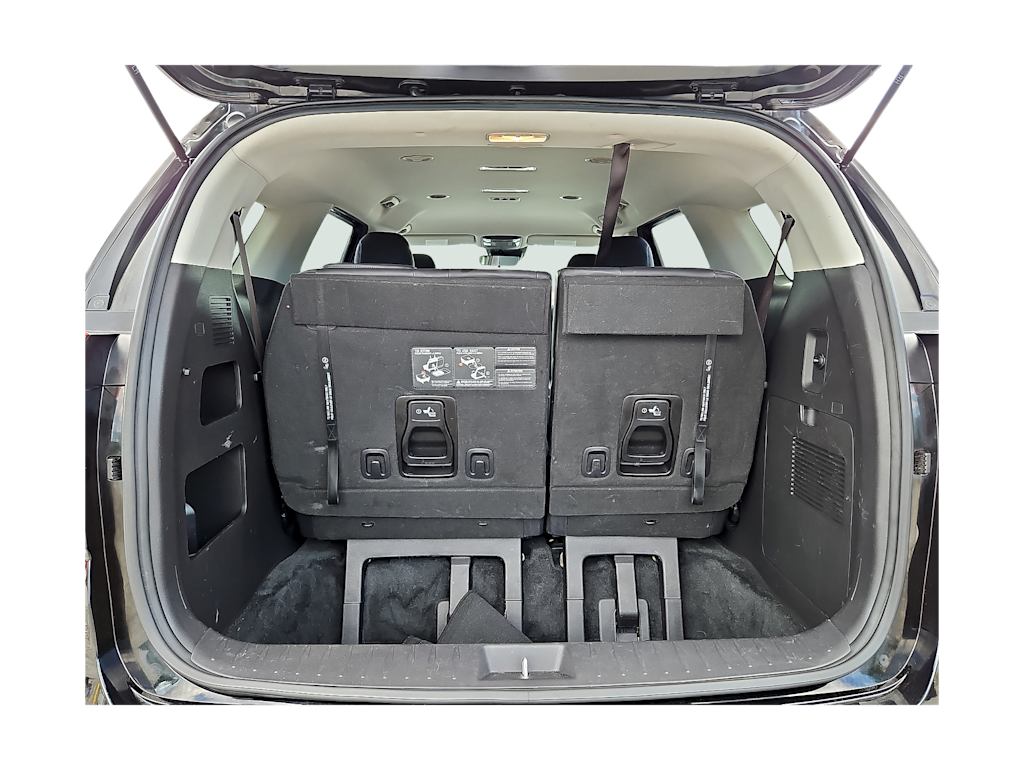 Thumbnail: 2023 Kia Carnival - 16