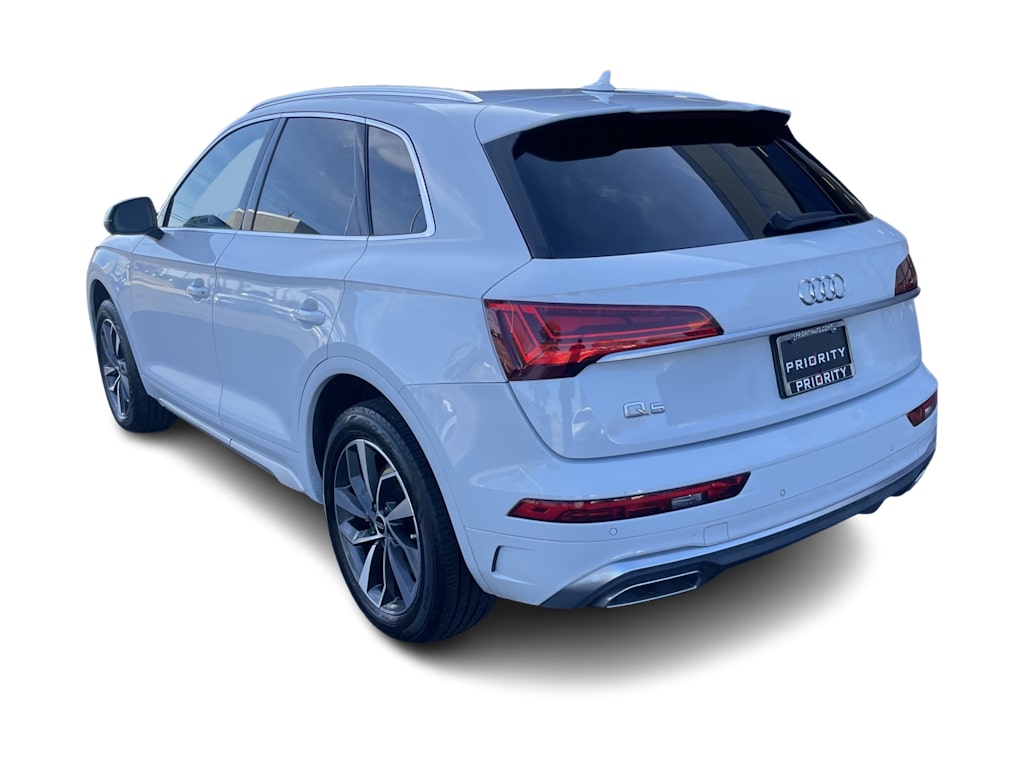 Thumbnail: 2023 Audi Q5 - 4