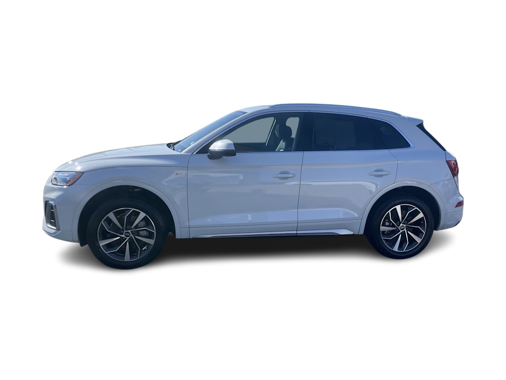 Thumbnail: 2023 Audi Q5 - 3