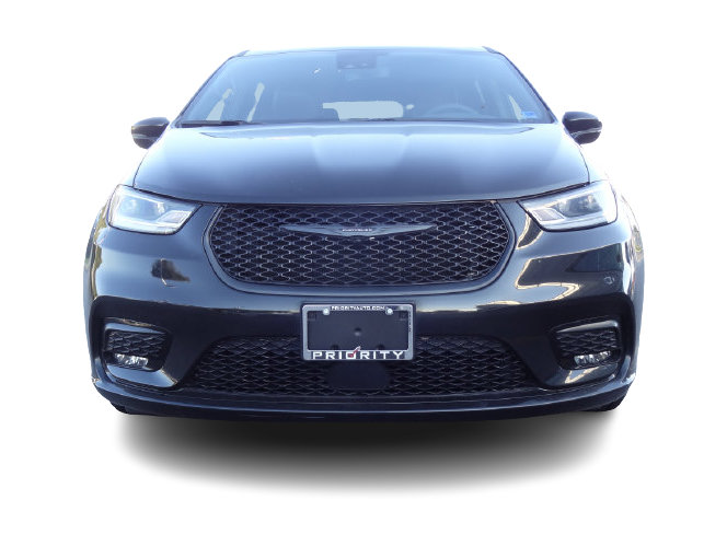 Thumbnail: 2022 Chrysler Pacifica - 4