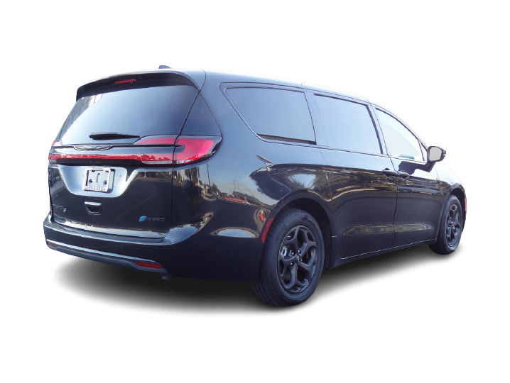 Thumbnail: 2022 Chrysler Pacifica - 14