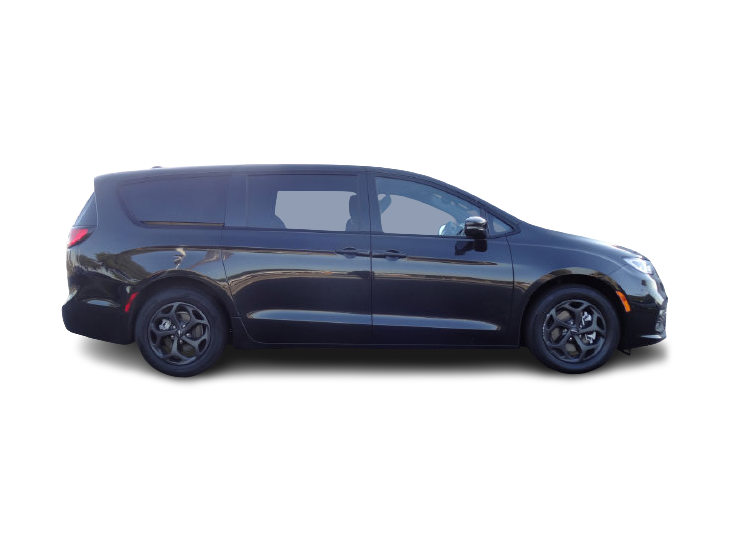 Thumbnail: 2022 Chrysler Pacifica - 15