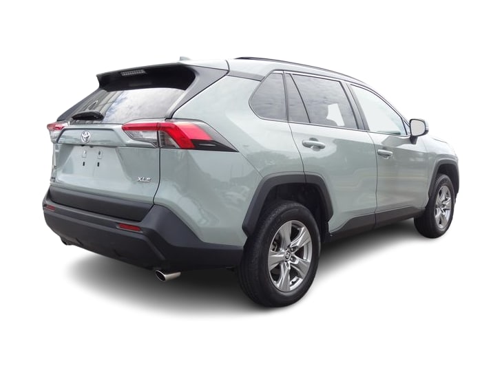 Thumbnail: 2023 Toyota RAV4 - 17