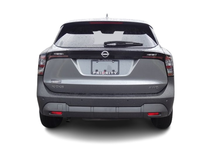 Thumbnail: 2025 Nissan Kicks - 4