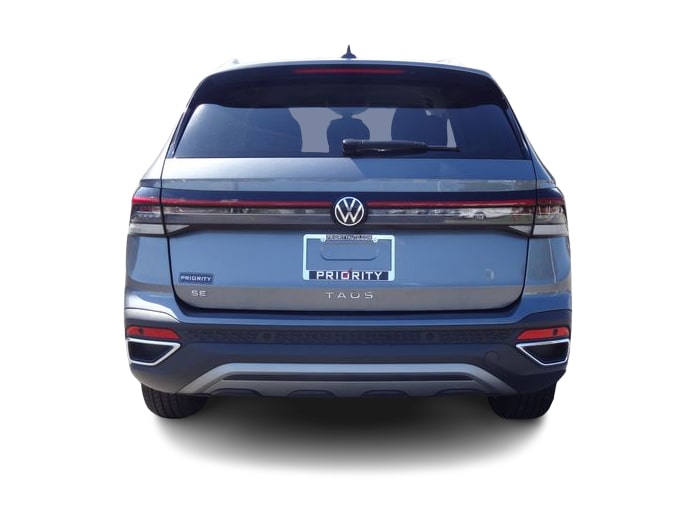 Thumbnail: 2025 Volkswagen Taos - 4