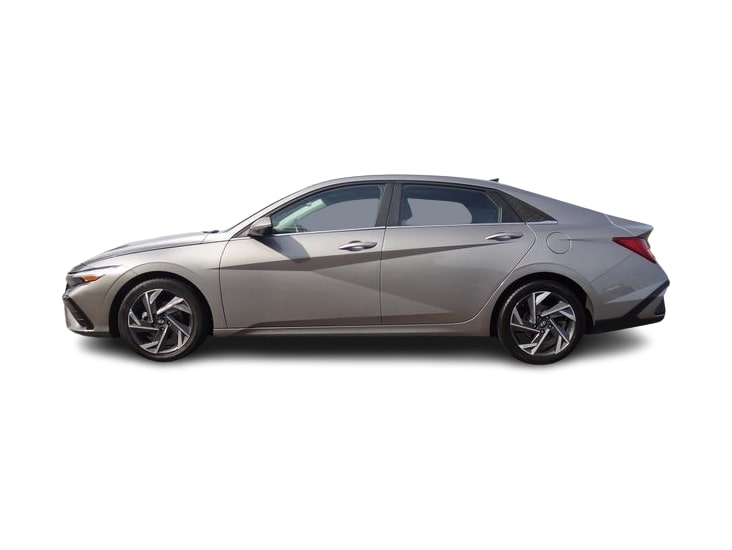 Thumbnail: 2024 Hyundai Elantra - 3