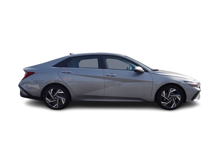 Thumbnail: 2024 Hyundai Elantra - 18