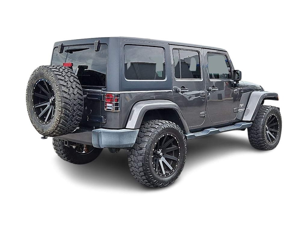 Thumbnail: 2016 Jeep Wrangler - 17