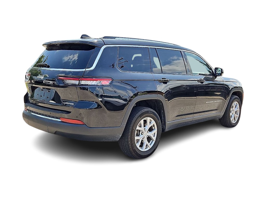 Thumbnail: 2023 Jeep Grand Cherokee L - 16
