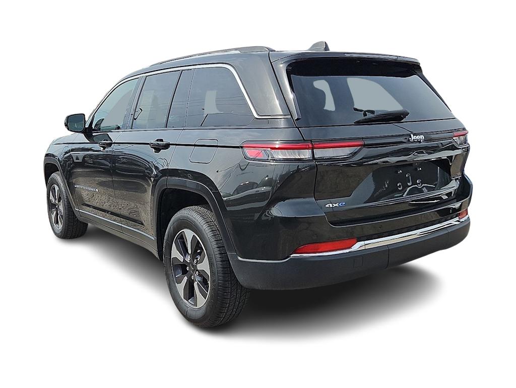 Thumbnail: 2024 Jeep Grand Cherokee - 3