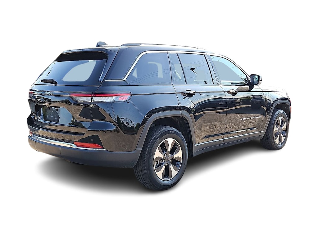 Thumbnail: 2024 Jeep Grand Cherokee - 16