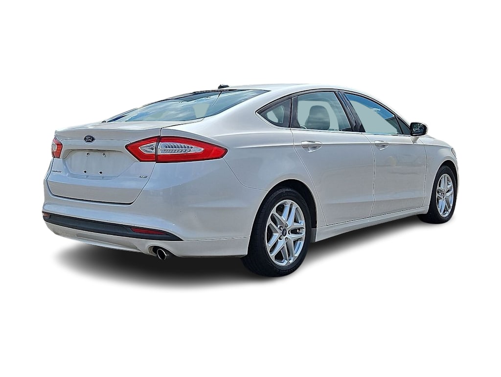 Thumbnail: 2014 Ford Fusion - 19