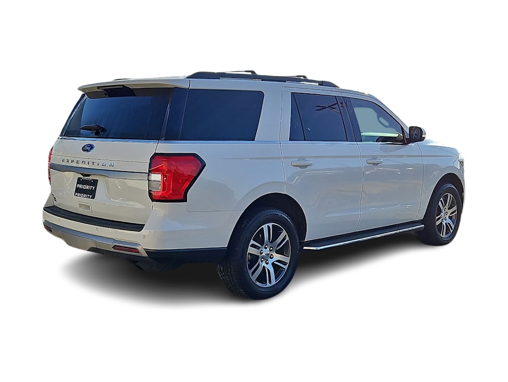 Thumbnail: 2023 Ford Expedition - 17