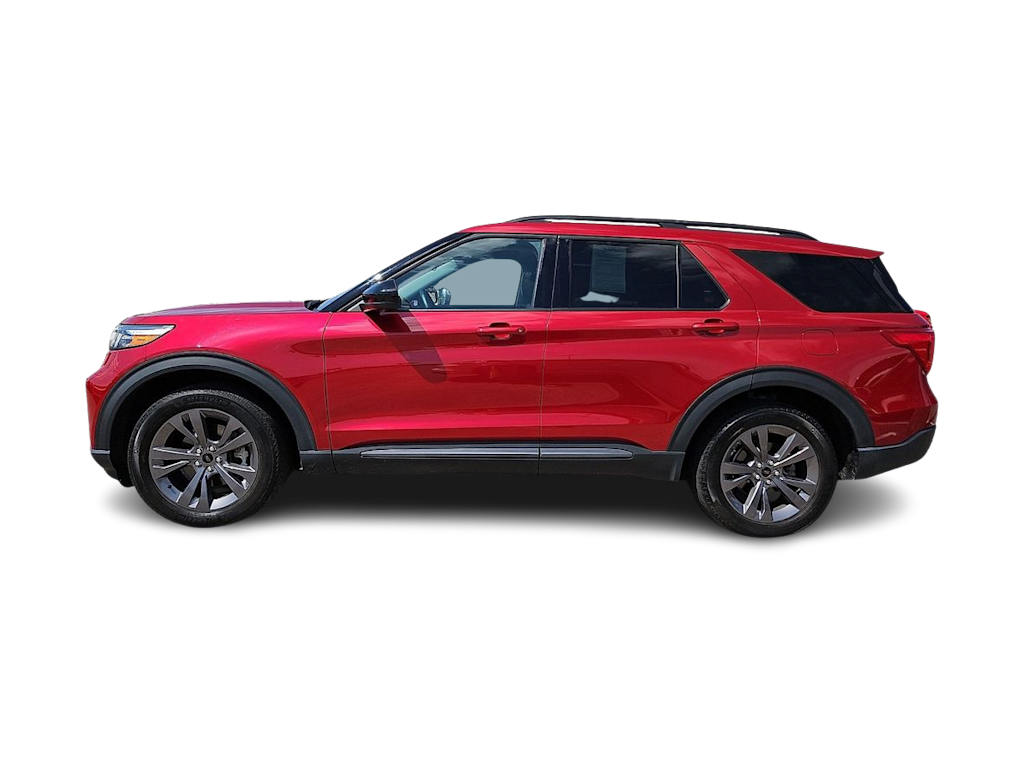 Thumbnail: 2022 Ford Explorer - 3
