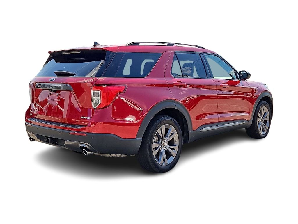 Thumbnail: 2022 Ford Explorer - 16