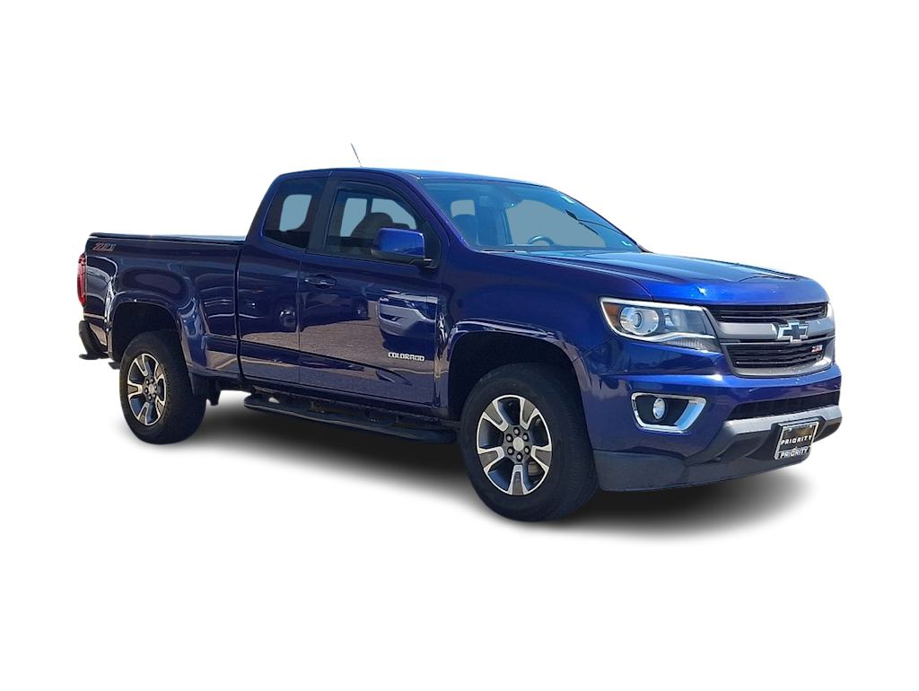 Thumbnail: 2017 Chevrolet Colorado - 21