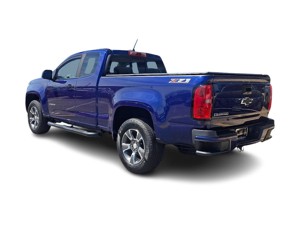 Thumbnail: 2017 Chevrolet Colorado - 4
