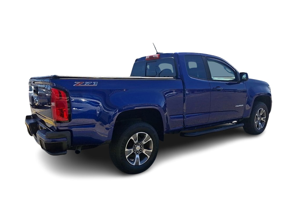 Thumbnail: 2017 Chevrolet Colorado - 22