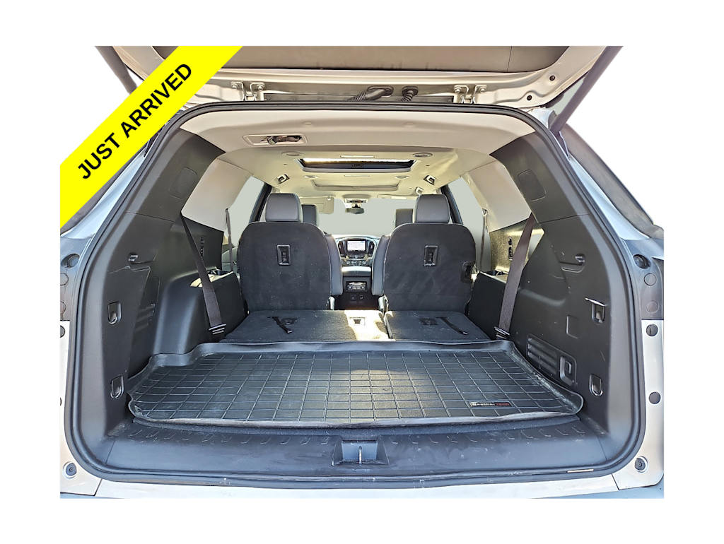 Thumbnail: 2021 Chevrolet Traverse - 14