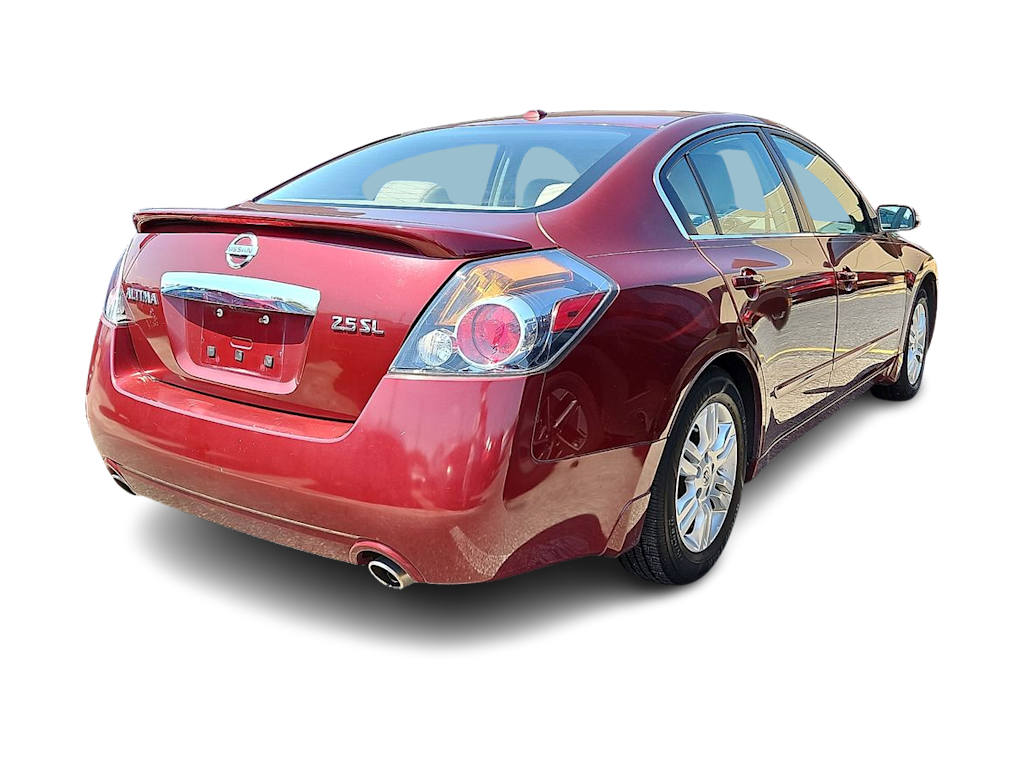 Thumbnail: 2010 Nissan Altima - 5