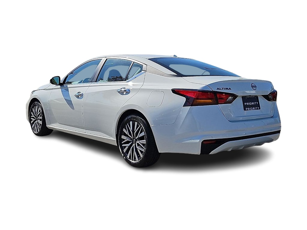 Thumbnail: 2025 Nissan Altima - 4