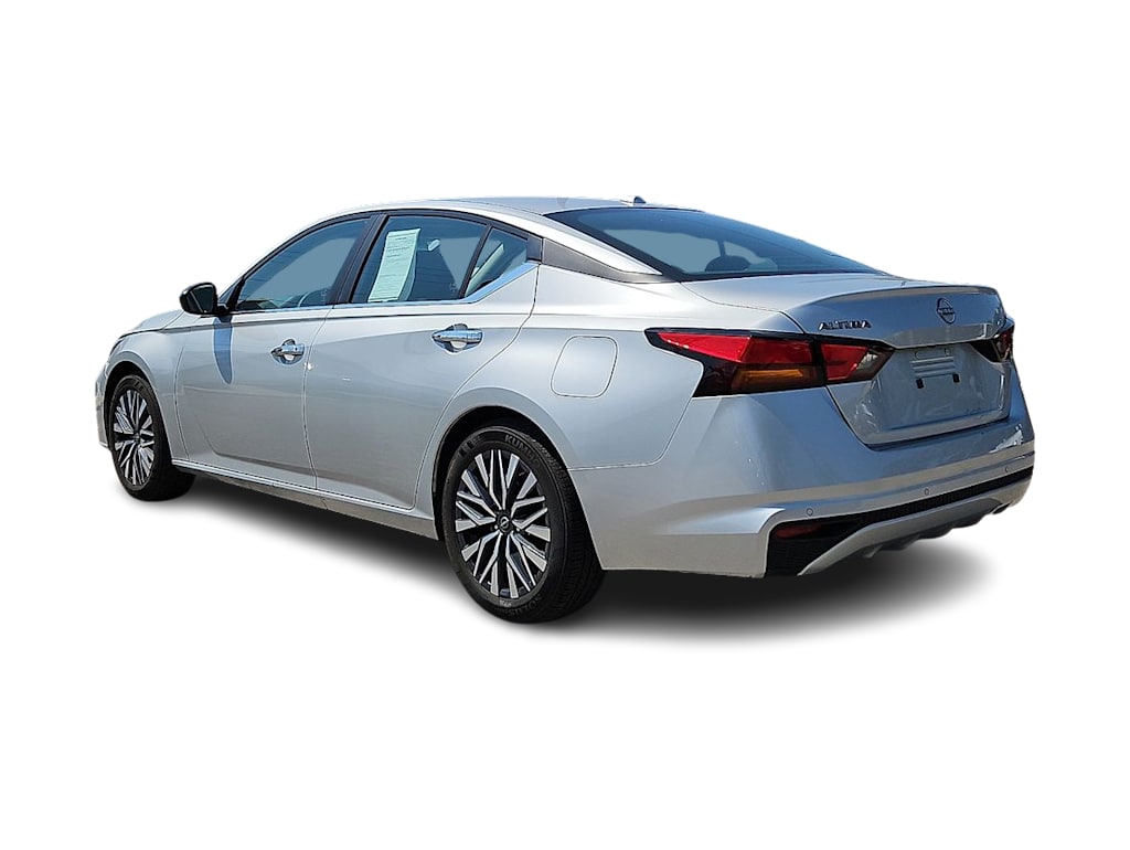 Thumbnail: 2025 Nissan Altima - 4