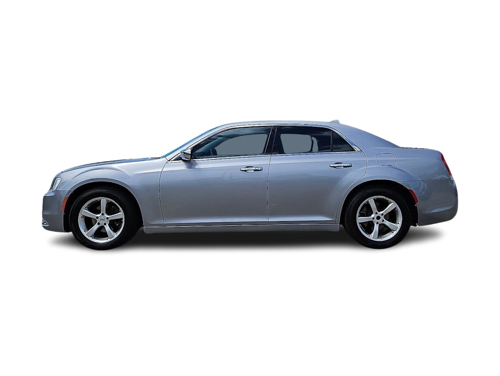 Thumbnail: 2016 Chrysler 300 - 3