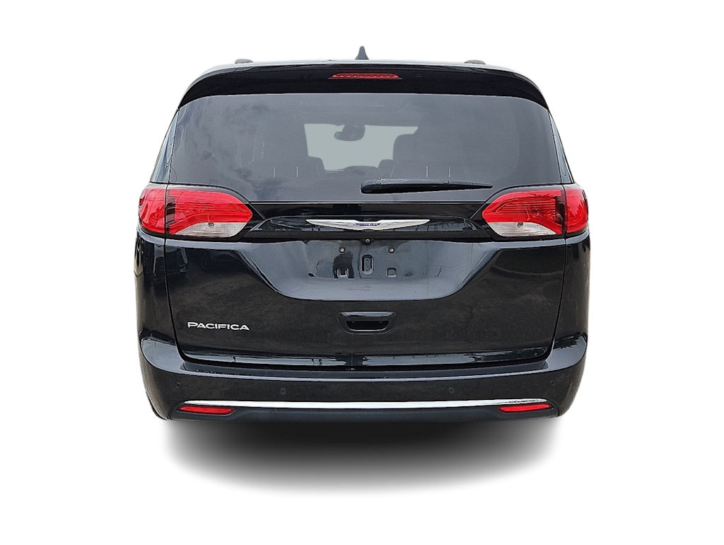 Thumbnail: 2019 Chrysler Pacifica - 5