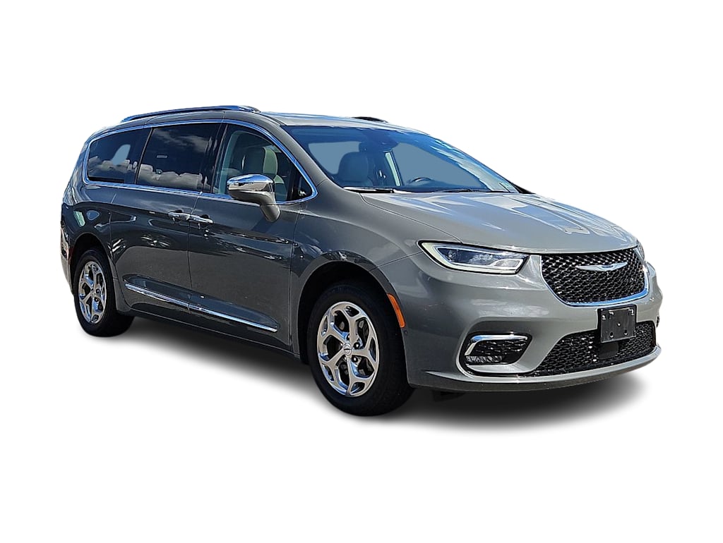 Thumbnail: 2021 Chrysler Pacifica - 16