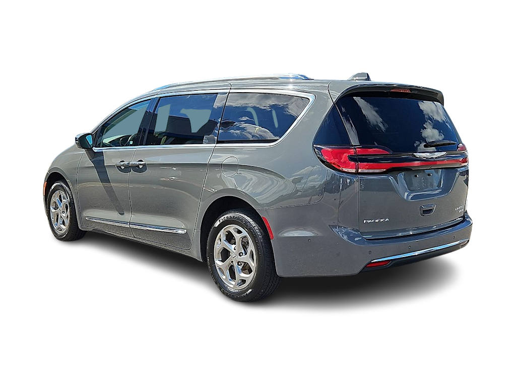 Thumbnail: 2021 Chrysler Pacifica - 4