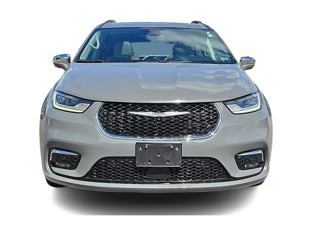 Thumbnail: 2021 Chrysler Pacifica - 6