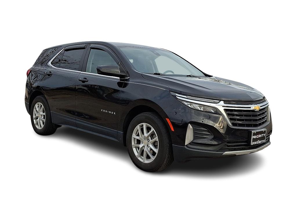 Thumbnail: 2022 Chevrolet Equinox - 17