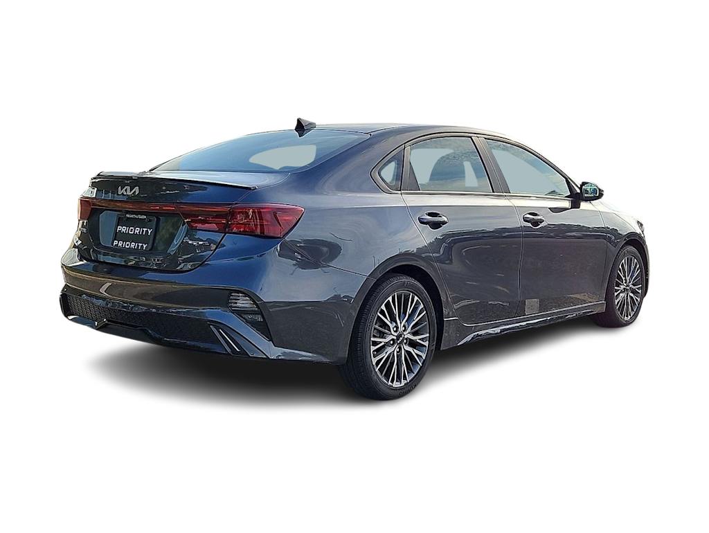 Thumbnail: 2024 Kia Forte - 18