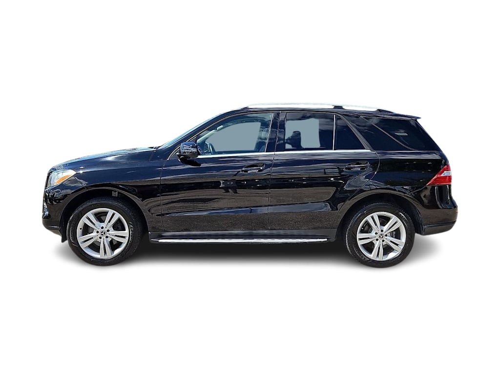 Thumbnail: 2015 Mercedes-Benz M-Class - 3
