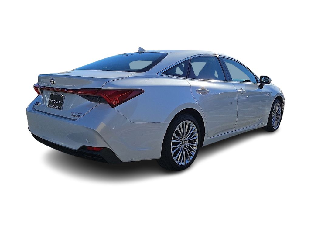 Thumbnail: 2020 Toyota Avalon - 18