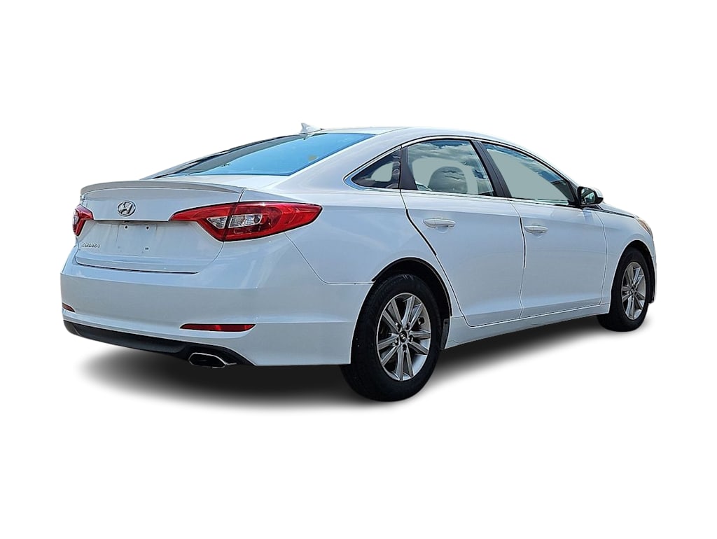 Thumbnail: 2015 Hyundai Sonata - 17