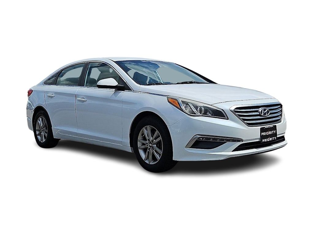 Thumbnail: 2015 Hyundai Sonata - 16
