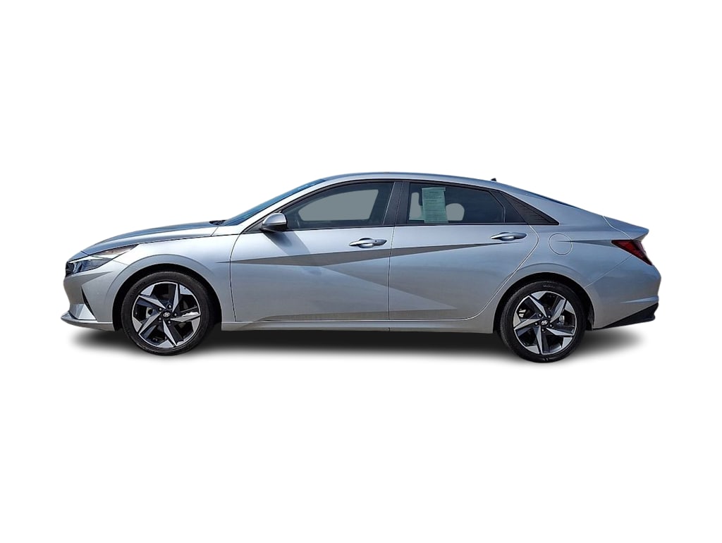 Thumbnail: 2023 Hyundai Elantra - 3