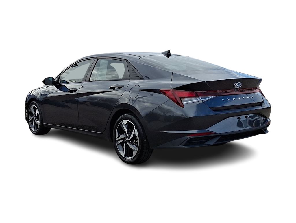 Thumbnail: 2023 Hyundai Elantra - 4