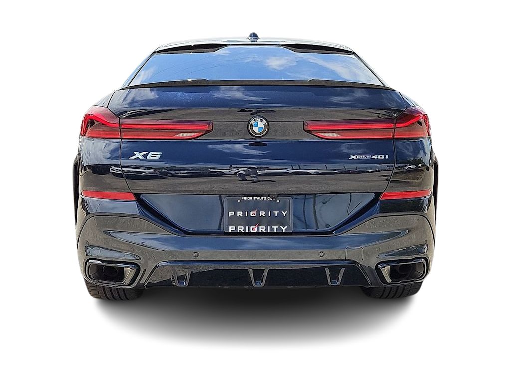 Thumbnail: 2024 BMW X6 - 17