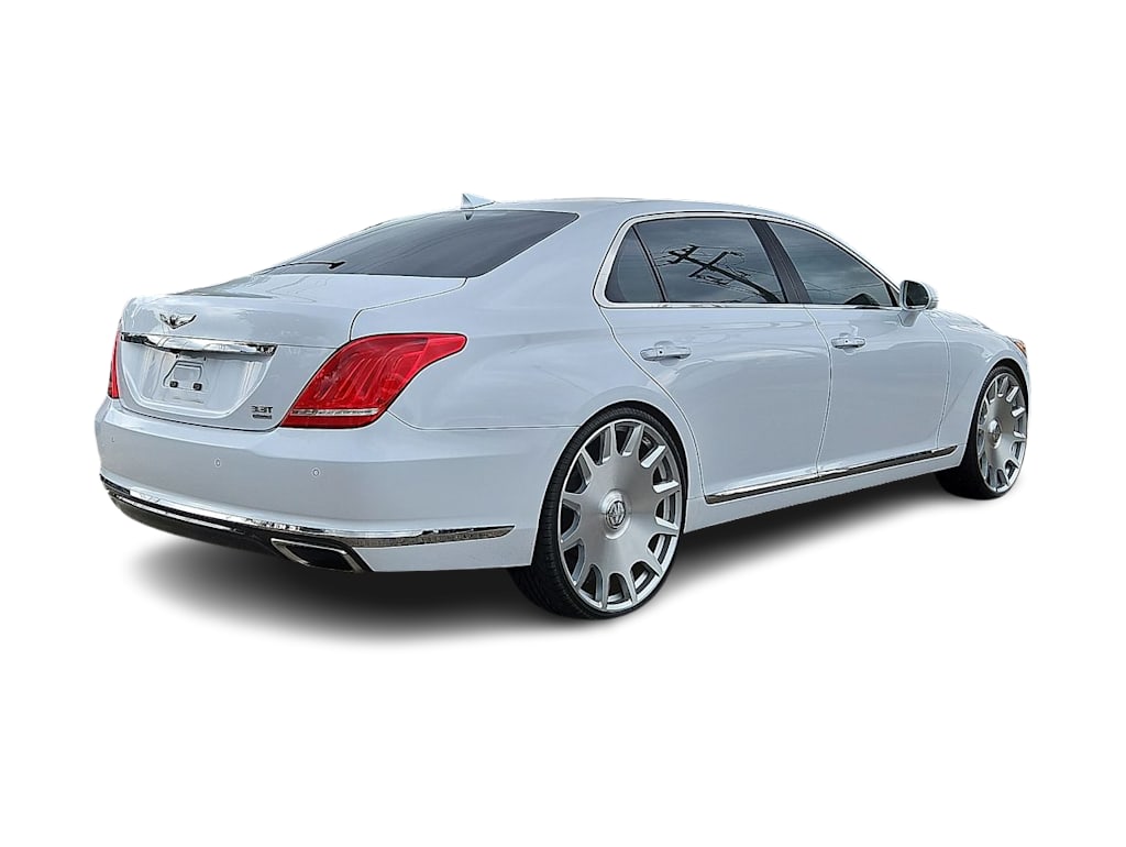 Thumbnail: 2018 Genesis G90 - 16
