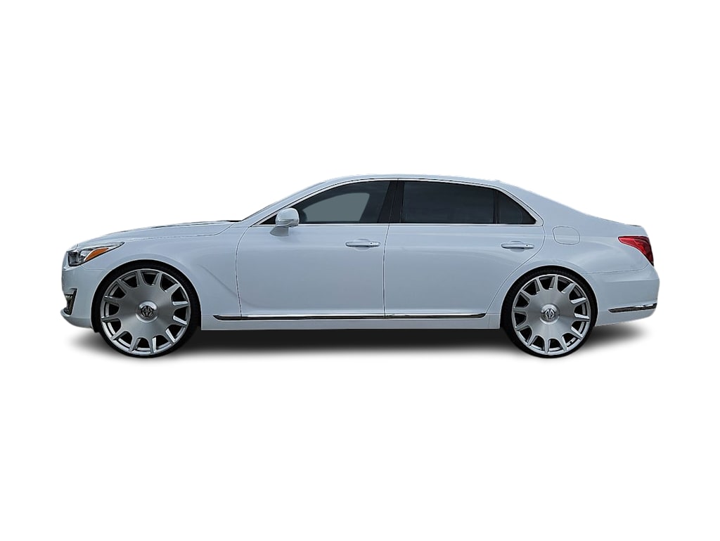 Thumbnail: 2018 Genesis G90 - 3